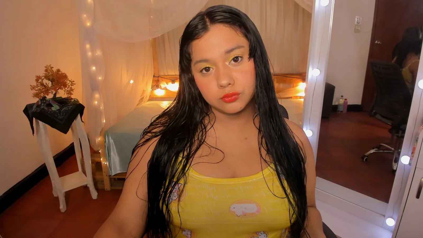 Live sex webcam photo for celestetower #7358787