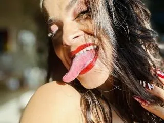 Live sex webcam photo for PersianMilfXXX #6248957