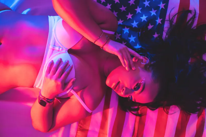 Live sex webcam photo for EmmaLewiis #6342940