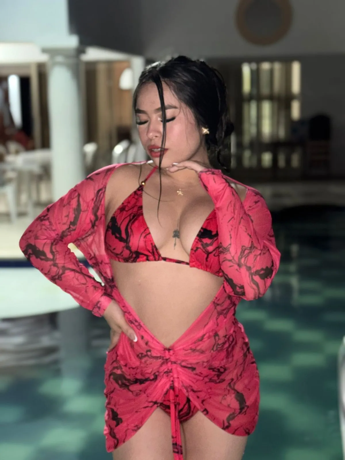 Live sex webcam photo for miaroux18 #7769649