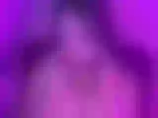Live sex webcam photo for miaroux18 #6404203