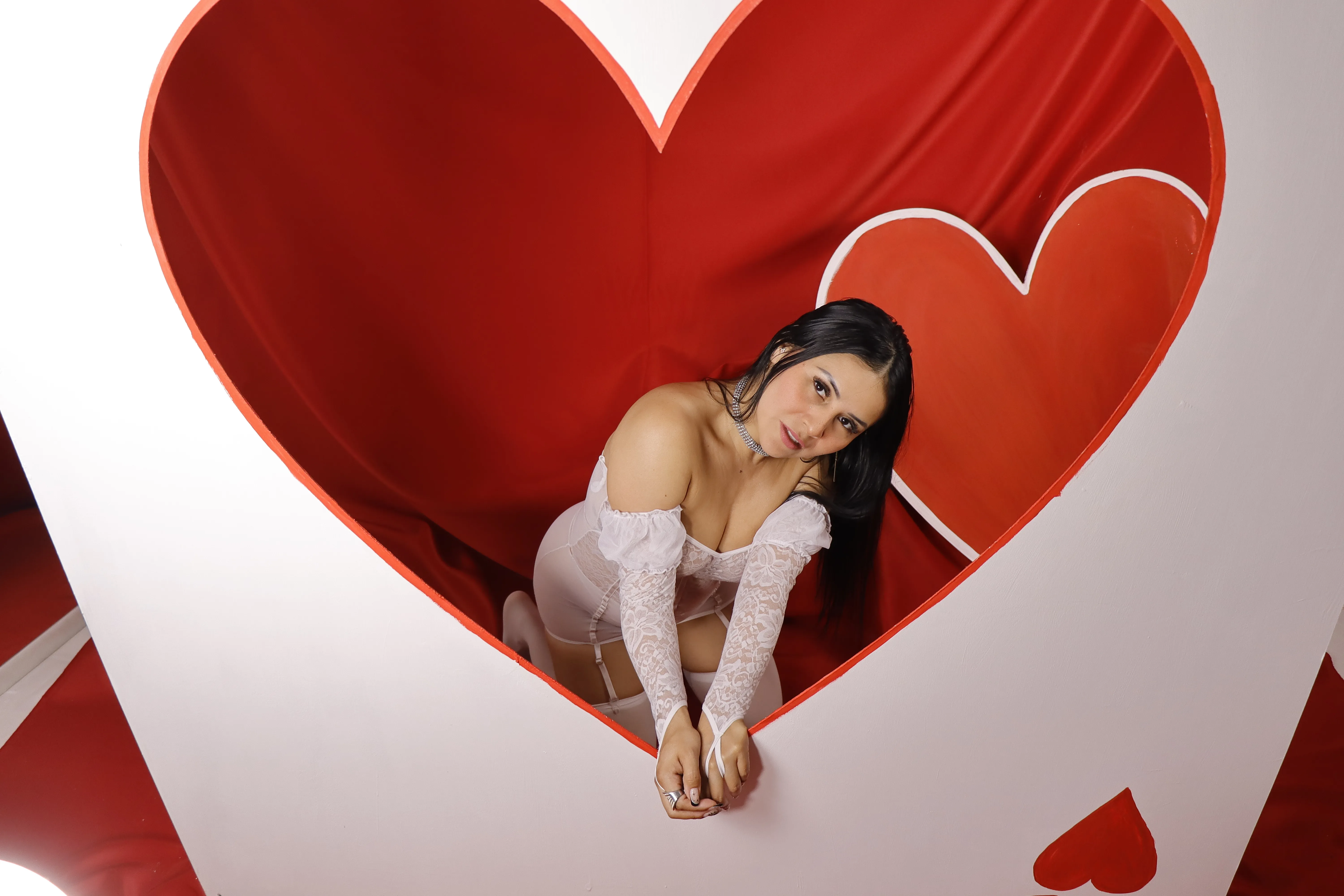 Live sex webcam photo for Antonellamilf #8388137