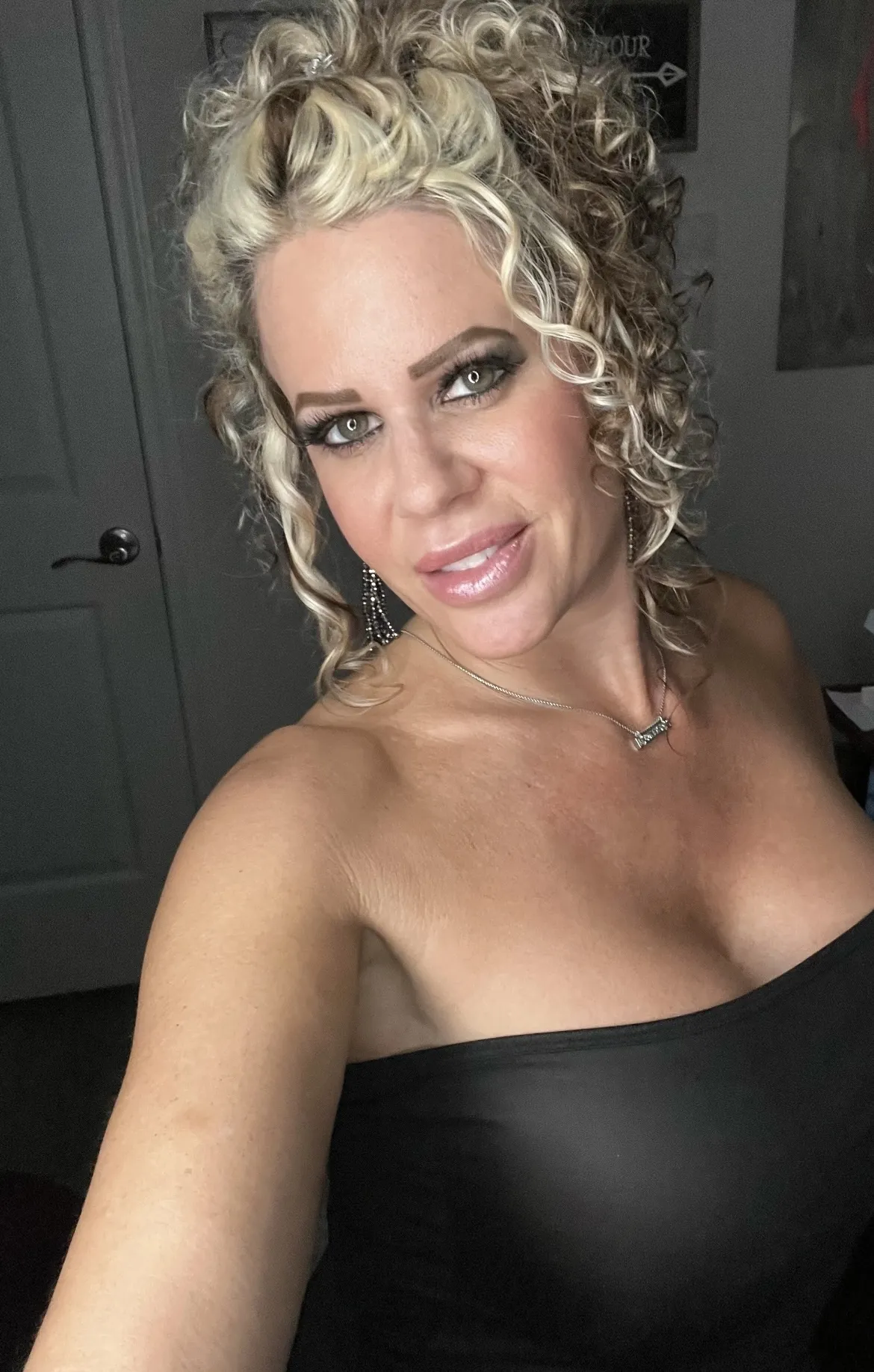 Live sex webcam photo for HottieJadeRoxxx #7257487