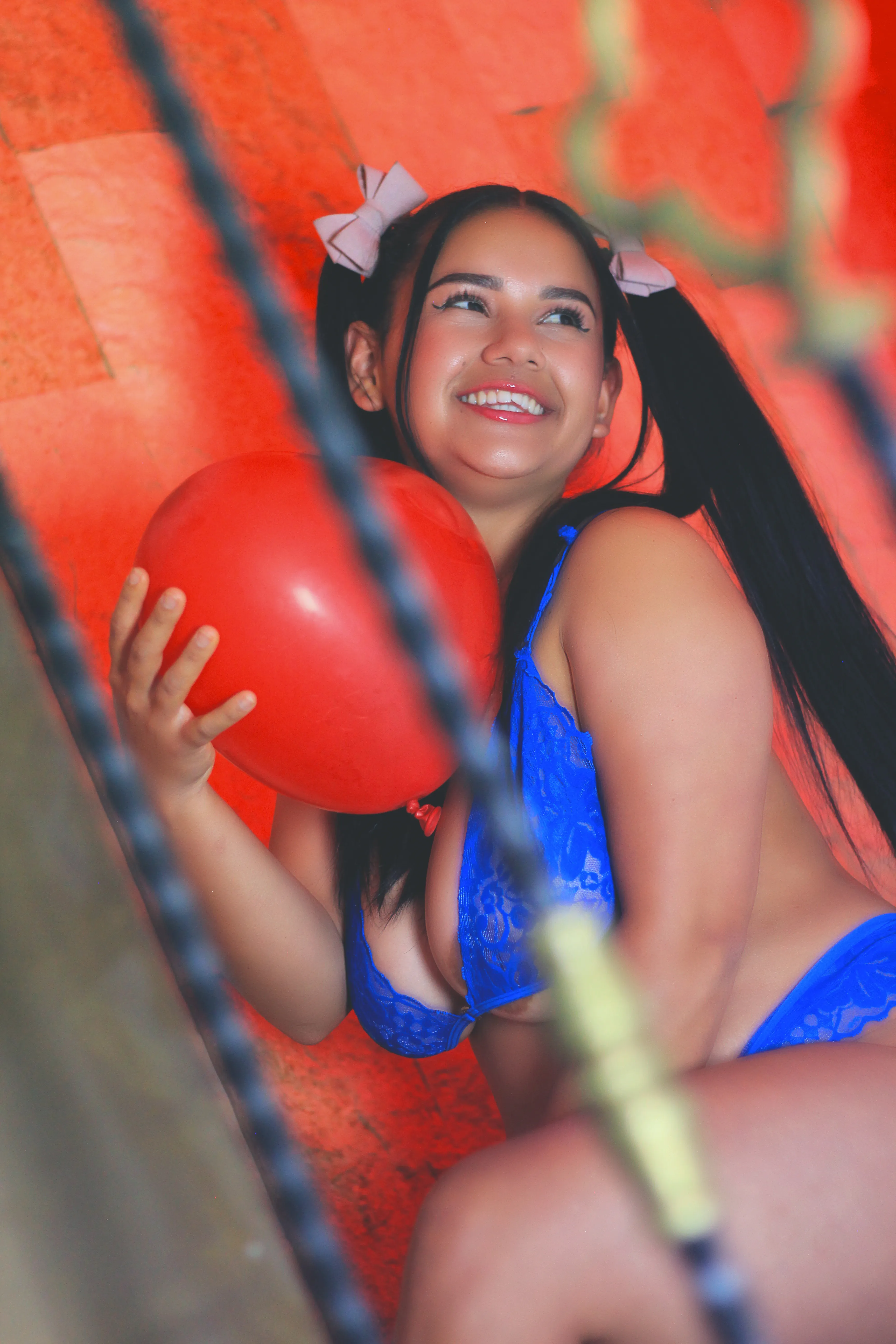 Live sex webcam photo for Miaaleon19 #7858913