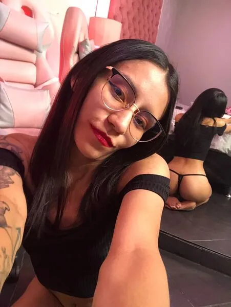 Live sex webcam photo for EvieGothel #6213321