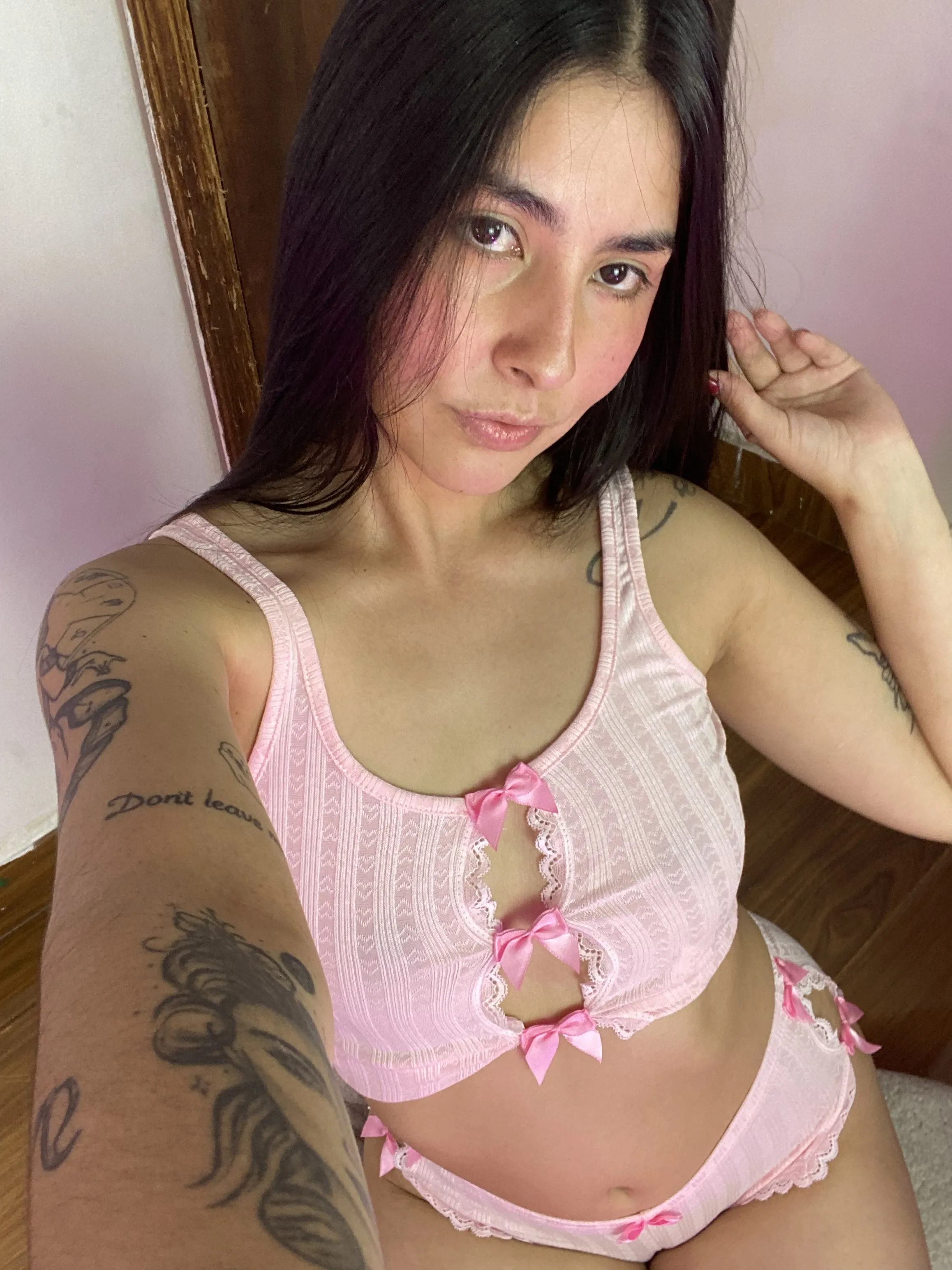 Live sex webcam photo for SofiaaAngell #8056578