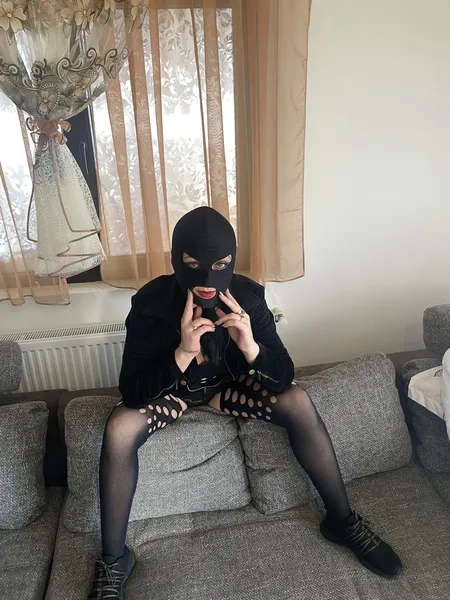 Live sex webcam photo for MilfyCalla #6180138