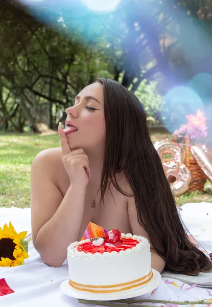 Live sex webcam photo for Abbyprincess19 #6198501