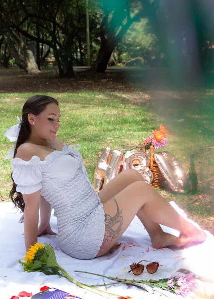 Live sex webcam photo for Abbyprincess19 #6198496