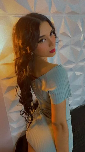 Live sex webcam photo for KourtneyMacy #6131472