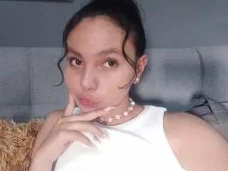 Live sex webcam photo for GiaBonett #5975682