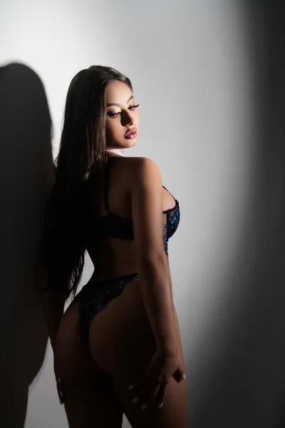 Live sex webcam photo for AgathaMillers #6424717