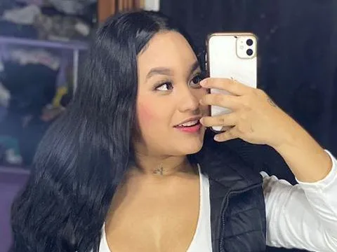 Live sex webcam photo for HeavenHarris #5915603