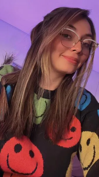 Live sex webcam photo for MiaCollinx #6132923