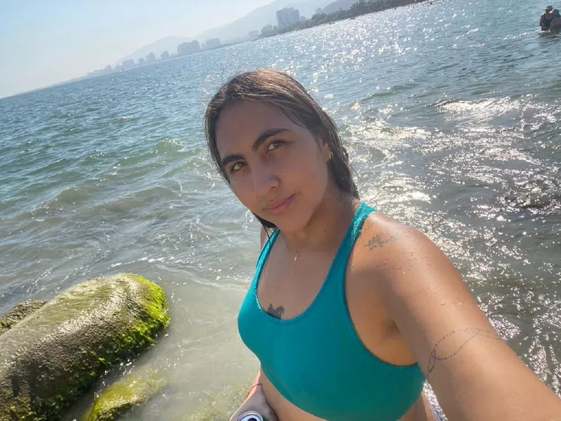 Live sex webcam photo for ValerieThompso #6240193