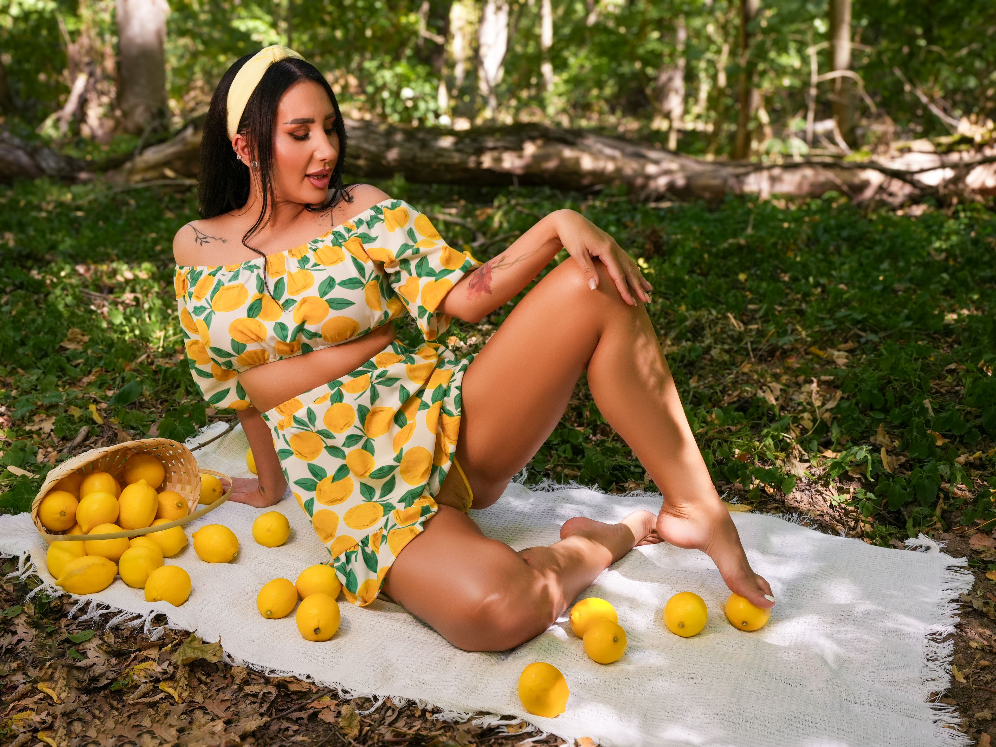 Live sex webcam photo for AnnaRhodes #7977460