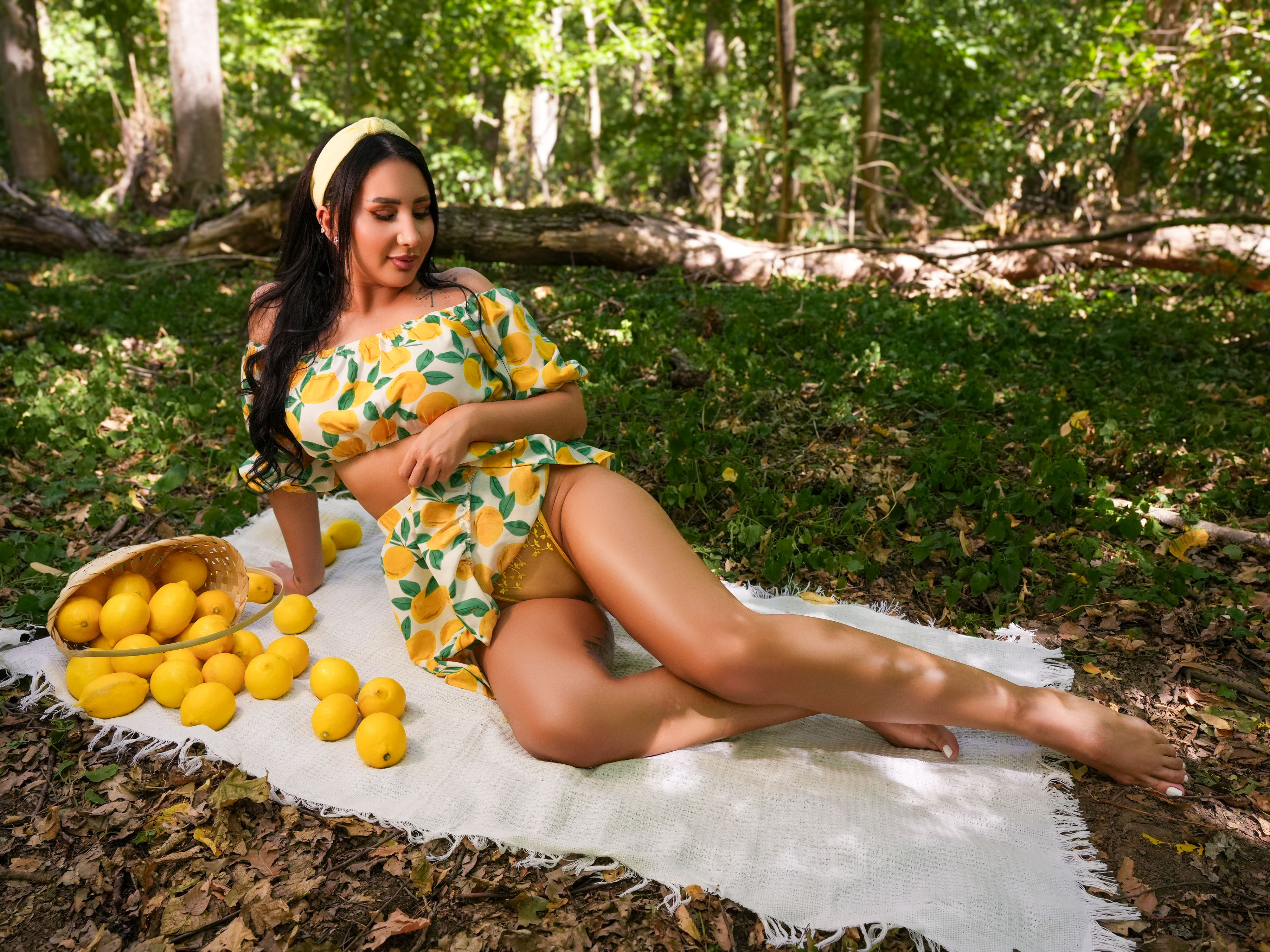 Live sex webcam photo for AnnaRhodes #7977458