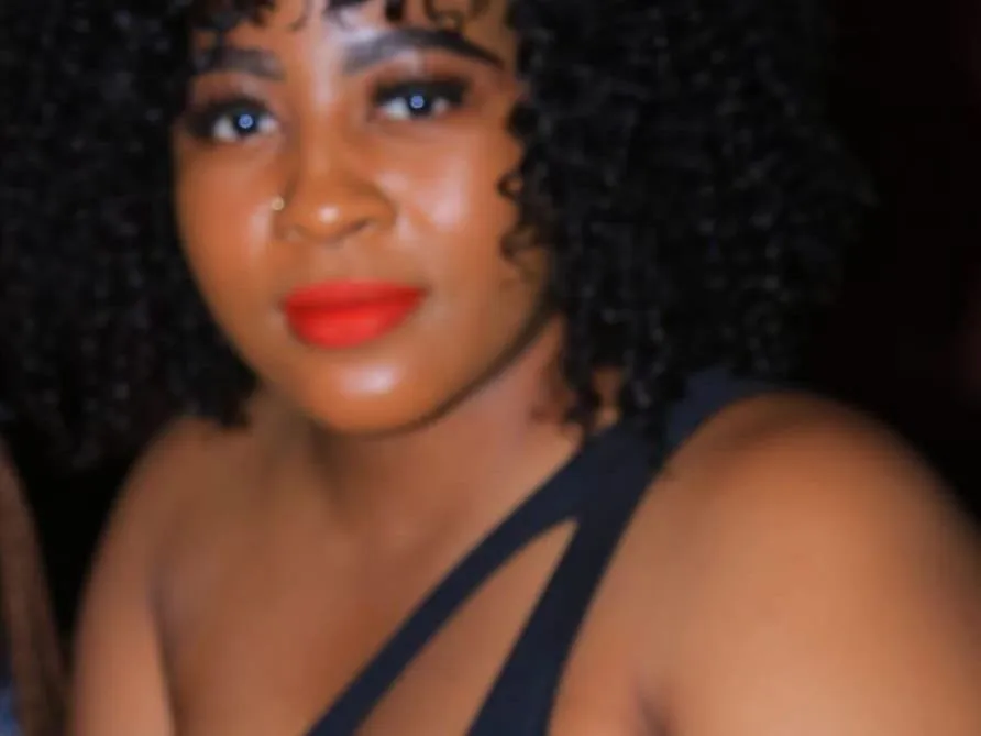 Live sex webcam photo for XOXBossBby #5849463