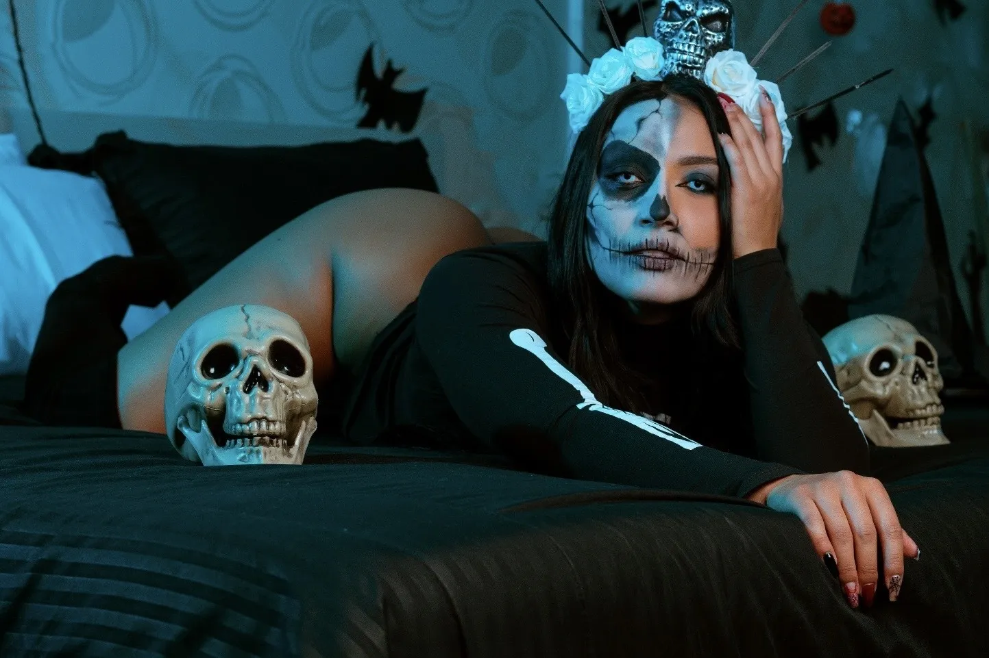 Live sex webcam photo for ZhoeKiss #7950512