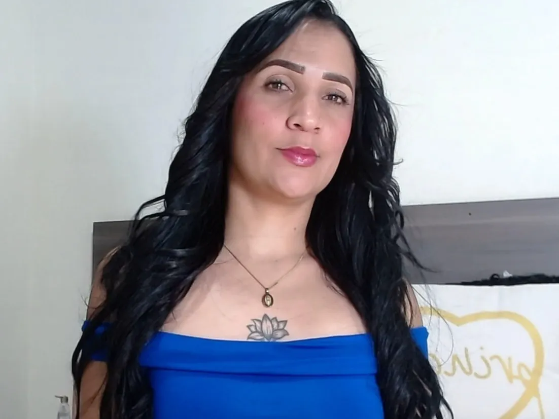 Live sex webcam photo for MILAHOT23 #7483266