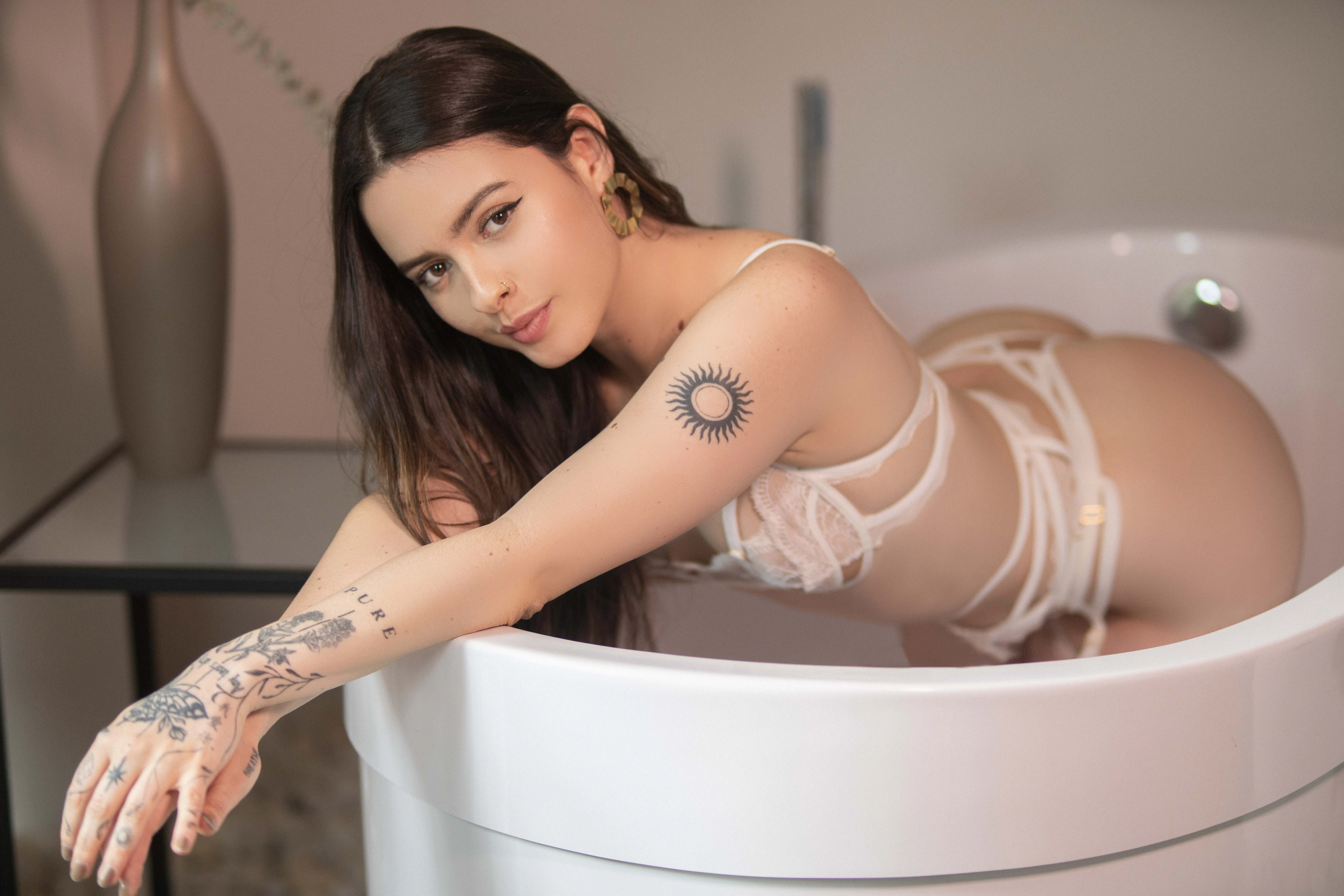 Live sex webcam photo for LennaWhite #7931336