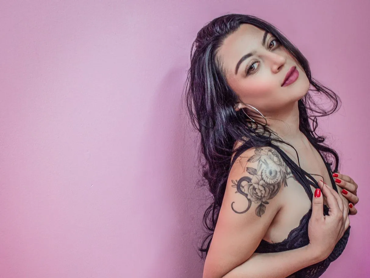 Live sex webcam photo for VioletWilliiams #5916548