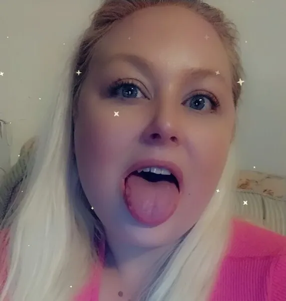 Live sex webcam photo for LaceyVales #6976225