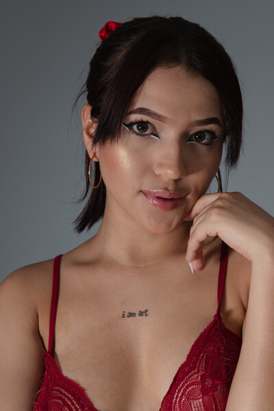 Live sex webcam photo for LunaF041 #6203817