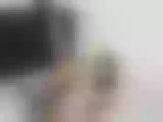 Live sex webcam photo for MaddyBenett #7742319