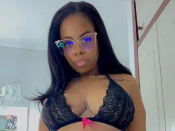 Live sex webcam photo for KeilaRoss #5917484