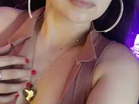 Live sex webcam photo for SofiaWalke #7076912