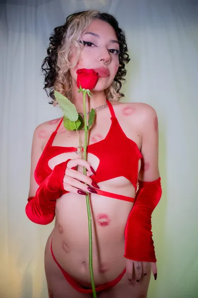 Live sex webcam photo for HazellWitch #6116129