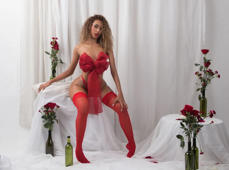 Live sex webcam photo for aprilswang #6037601
