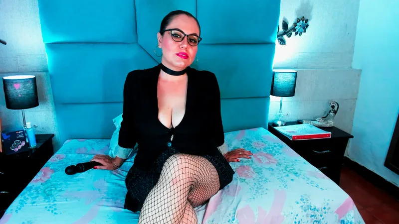 Live sex webcam photo for HebeLunna #6021654