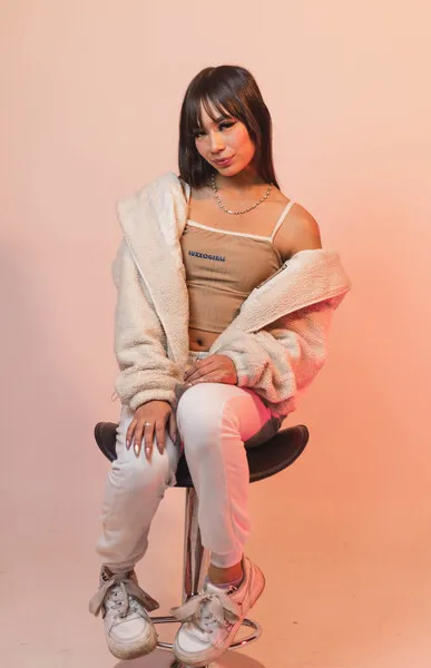 Live sex webcam photo for ValeMillan #6140700