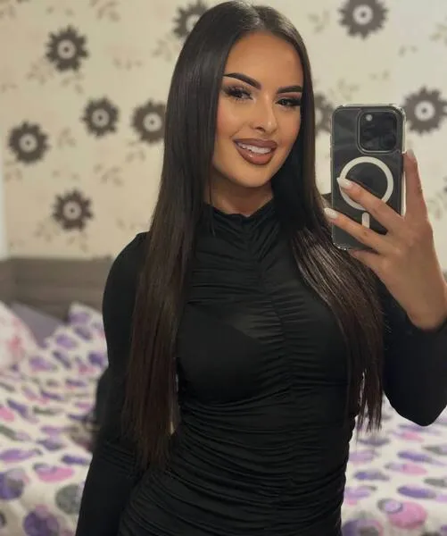 Live sex webcam photo for AlmaLuv #7894783