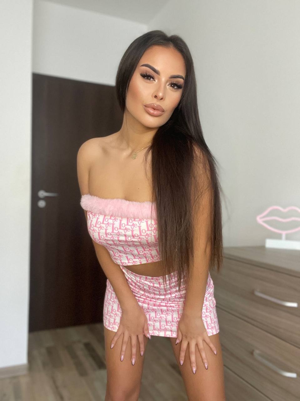 Live sex webcam photo for AlmaLuv #7894280