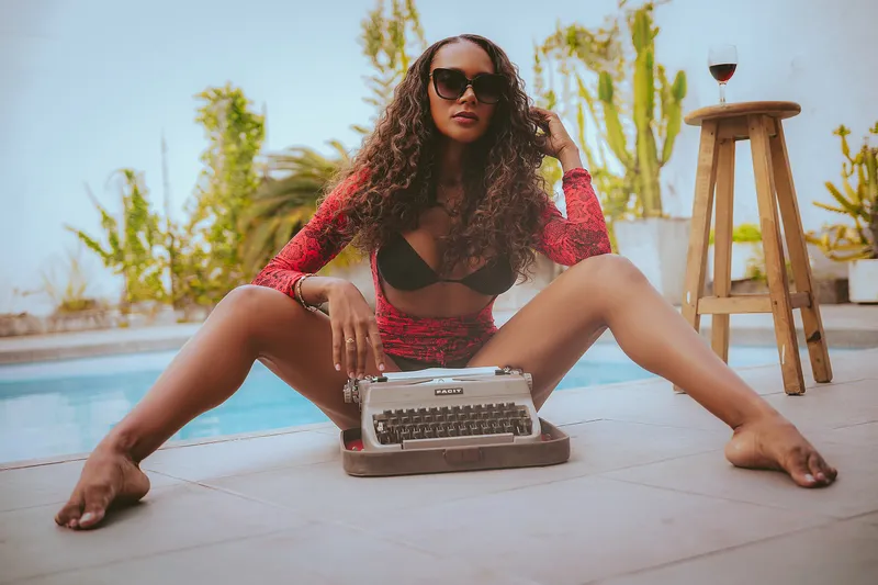 Live sex webcam photo for KyaraEbony #6233239