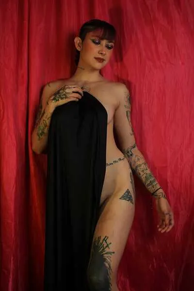 Live sex webcam photo for IvySayerss #6174722