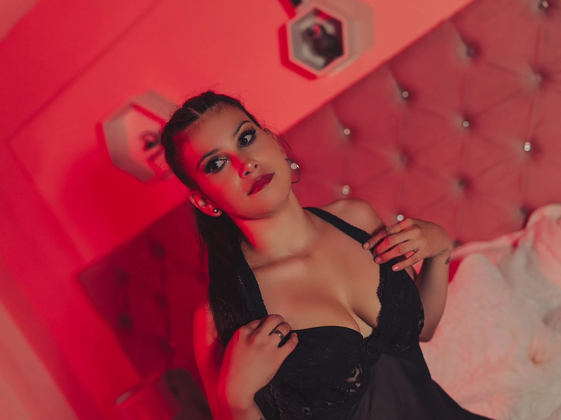 Live sex webcam photo for ElissaAndrews #5921855