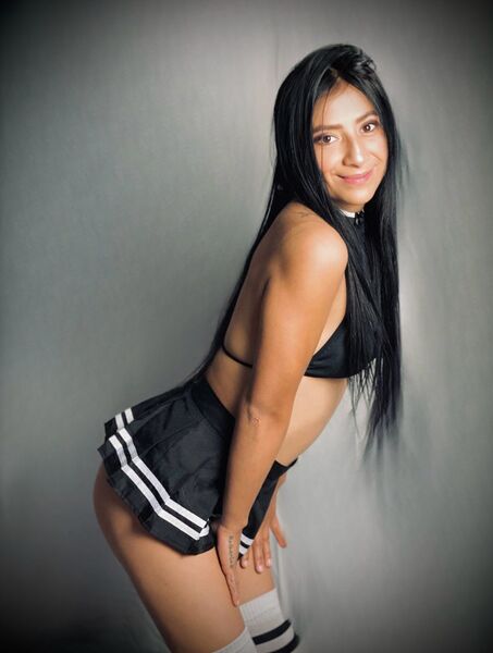 Live sex webcam photo for SharlloteRodriguez #6058669