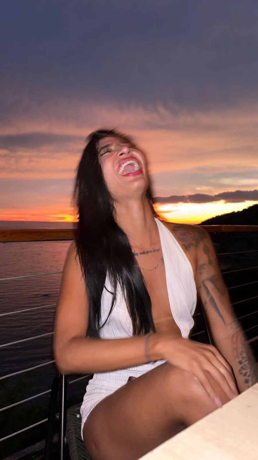 Live sex webcam photo for Jenaalovee #7886508