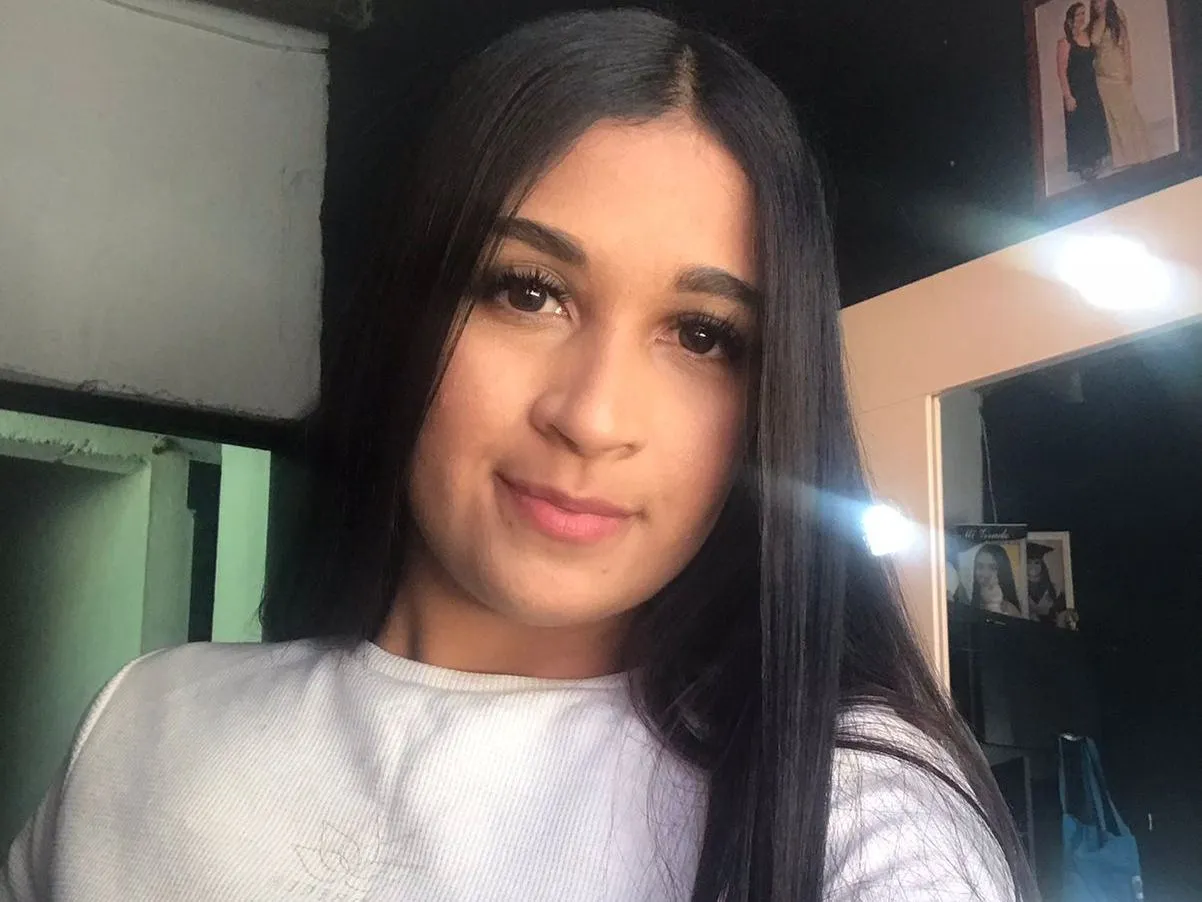 Live sex webcam photo for SarahhMorris #5943377