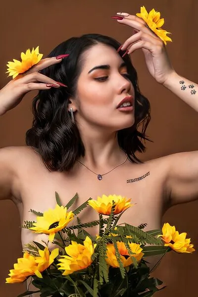 Live sex webcam photo for LenaMoon #6181365