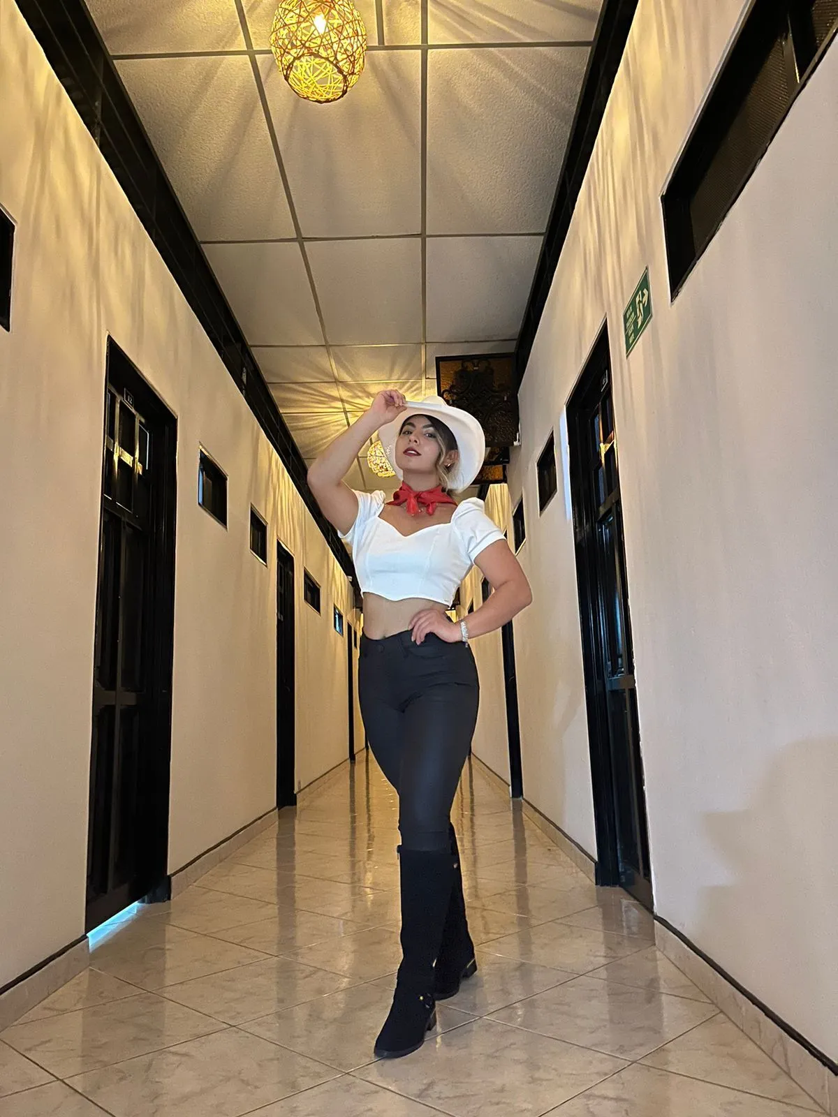 Live sex webcam photo for ShelleyMorell #7862477