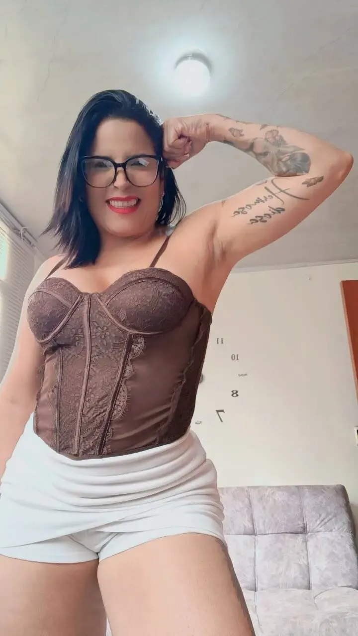 Live sex webcam photo for MajoSoussa #8729599