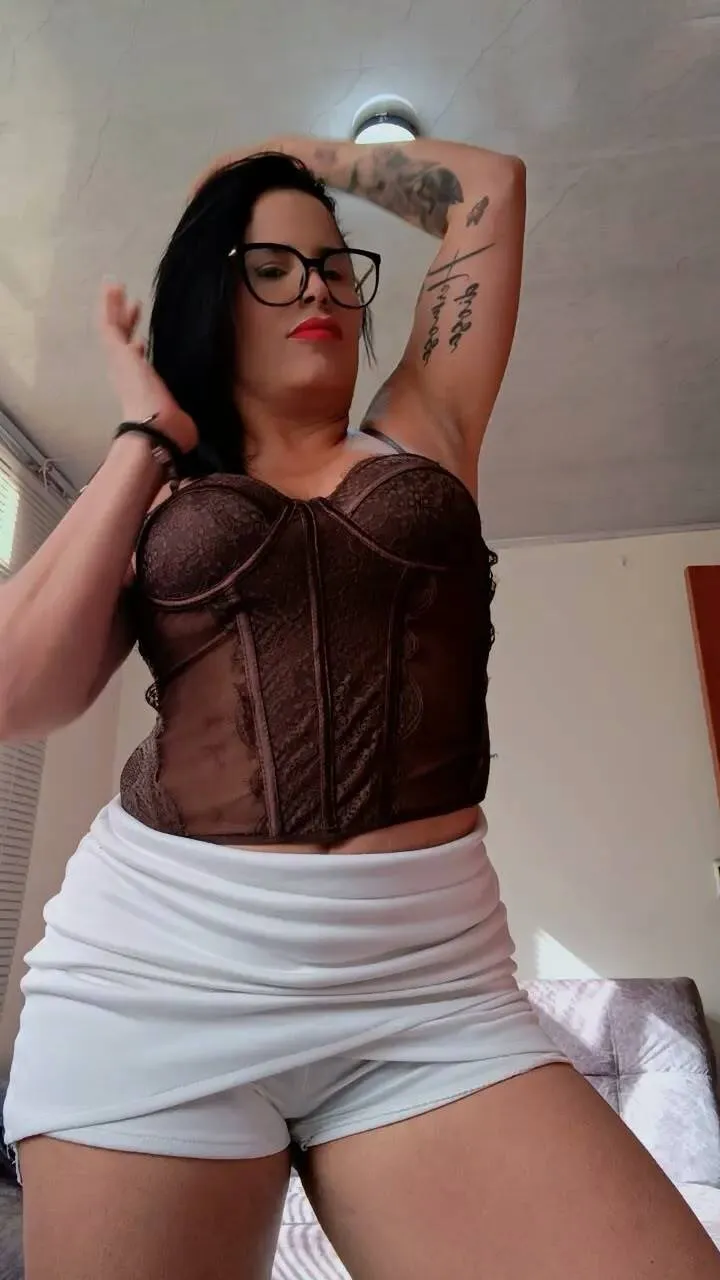 Live sex webcam photo for MajoSoussa #8729596