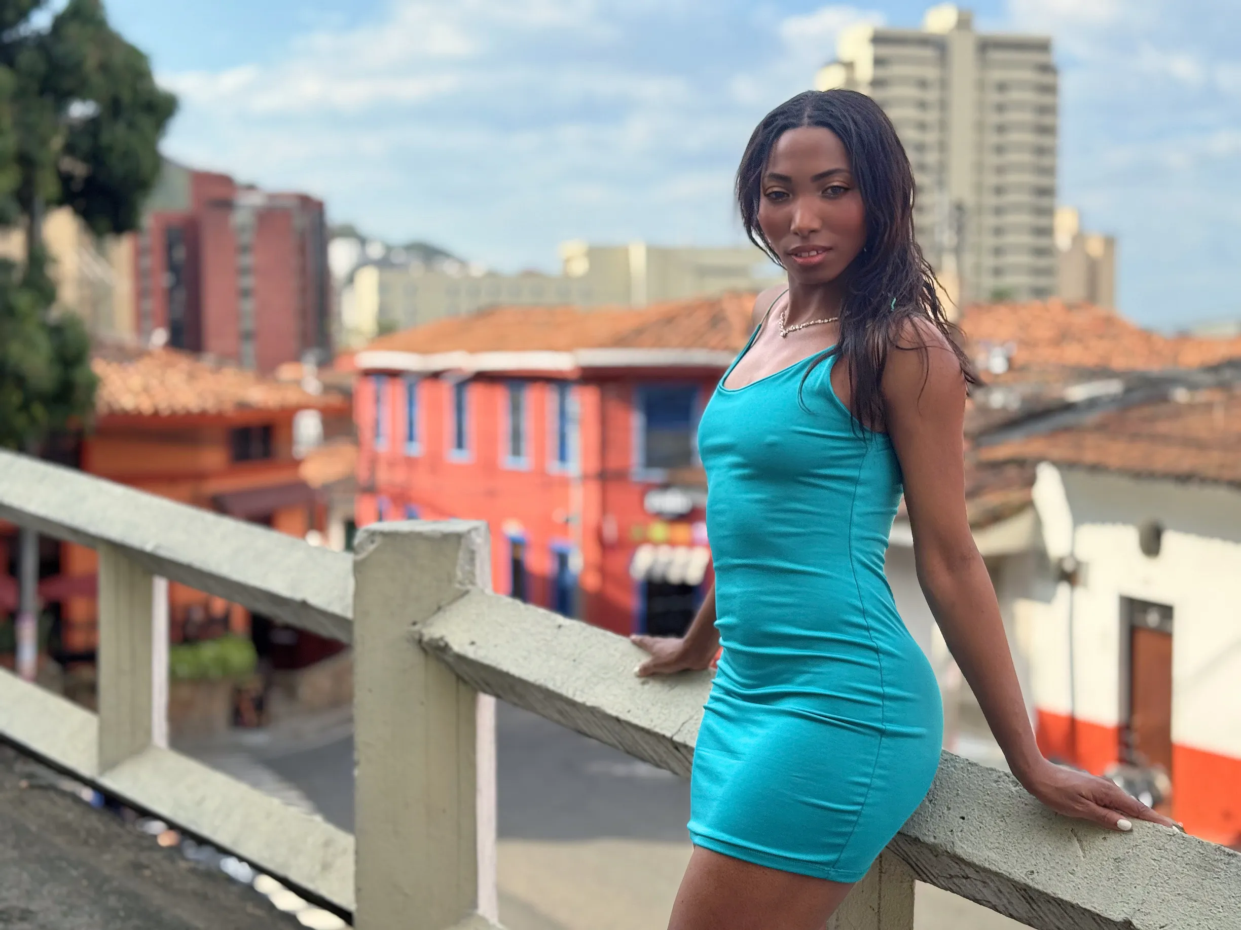 Live sex webcam photo for SabrinaDeVil #8352887