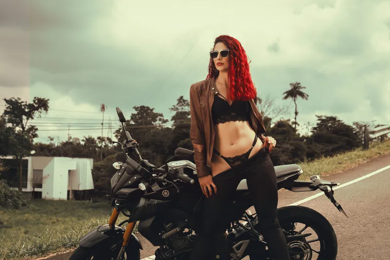 Live sex webcam photo for MirandaaFox #6246419