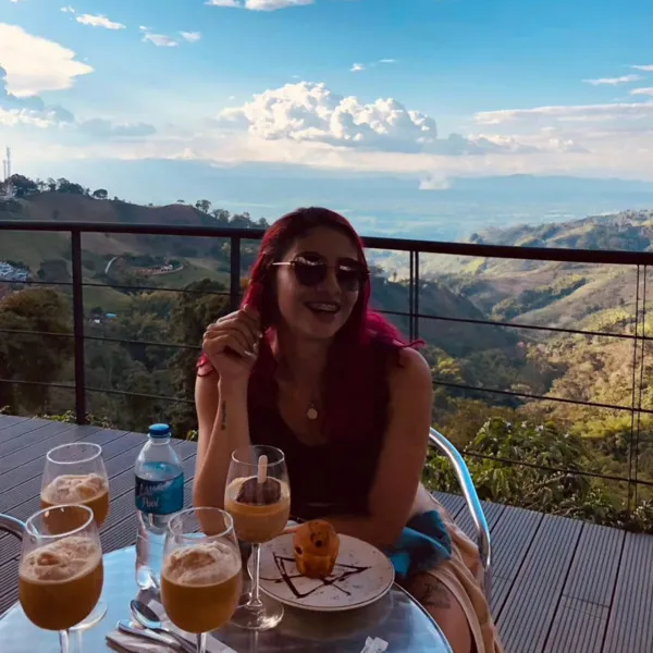 Live sex webcam photo for MirandaaFox #6099100